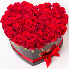  Belek Flower Delivery 51 Red Roses in a Heart Black Box