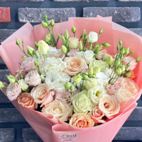  Belek Florist Pastellstrauß Rose Lisyantus